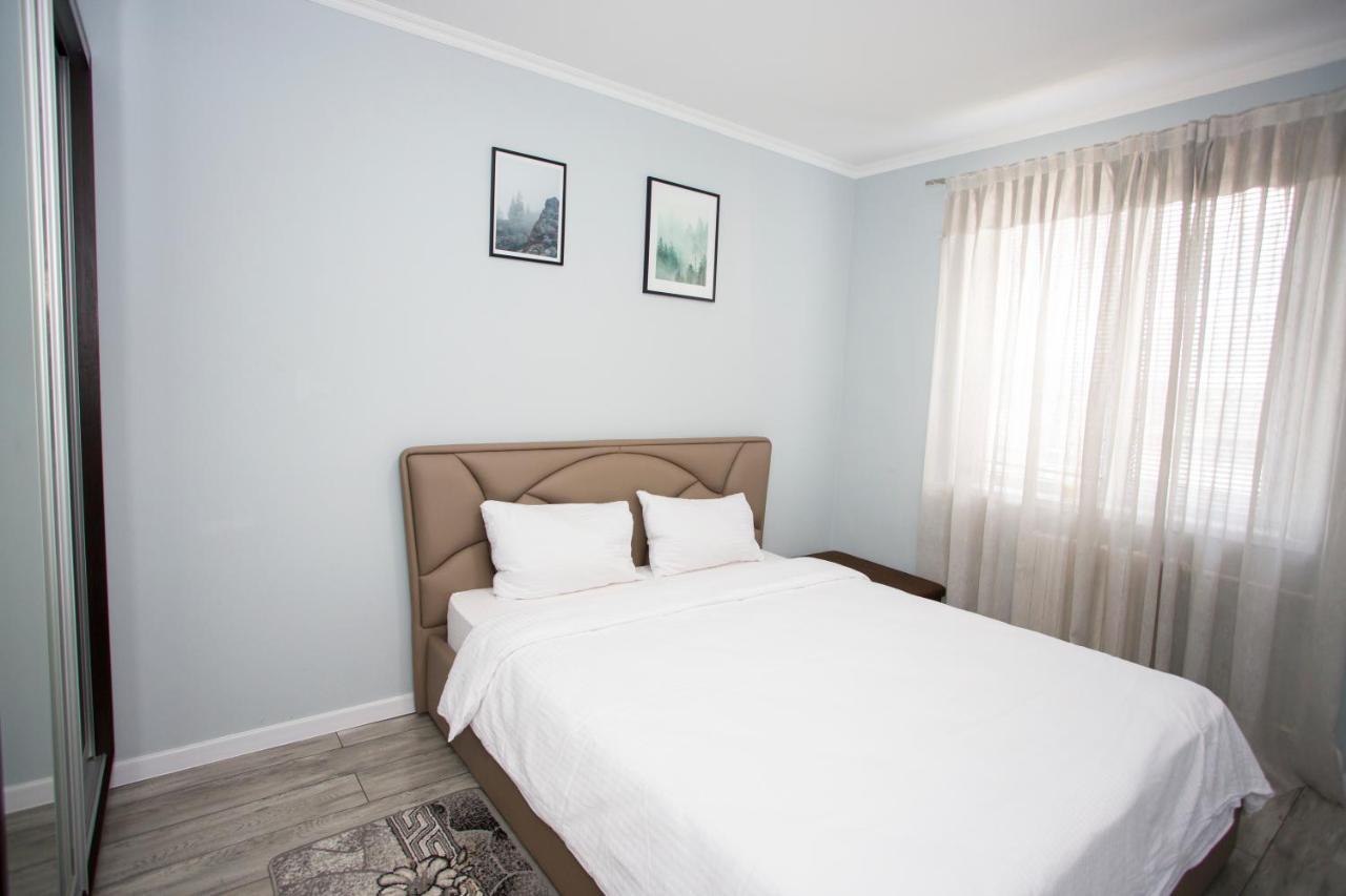 Apartament Curat Si Confortabil Str. Ismail 86 In Centrul Chisinaului Appartement Buitenkant foto